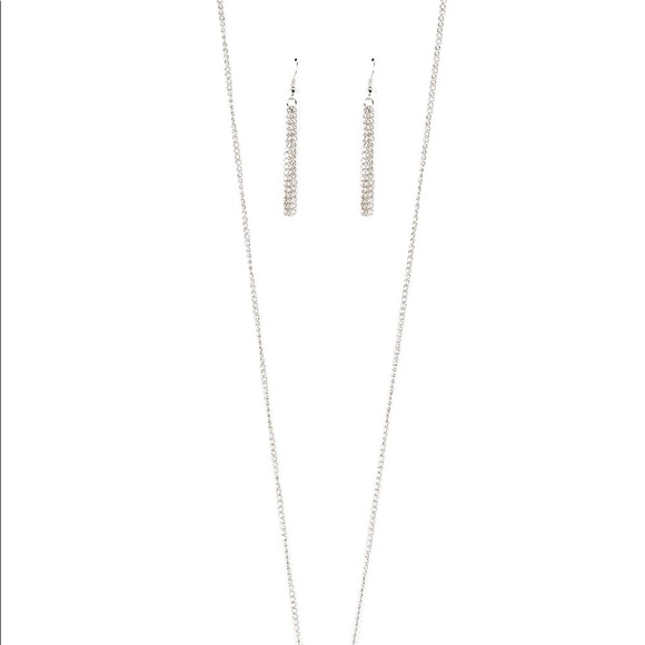 Paparazzi The Social Butterfly Effect Multi Necklace - Picture 4 of 6